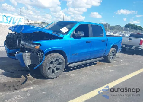 2025 Ram 1500 Big Horn 4X2 5'7 Box z USA, uszkodzony, nr VIN 1C6RREFG7SN740902